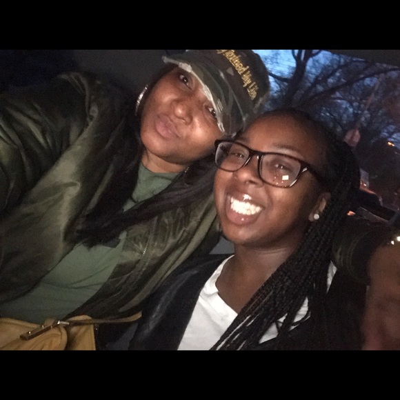 Meet your Posher, Hasnaa - Picture 2 of 3